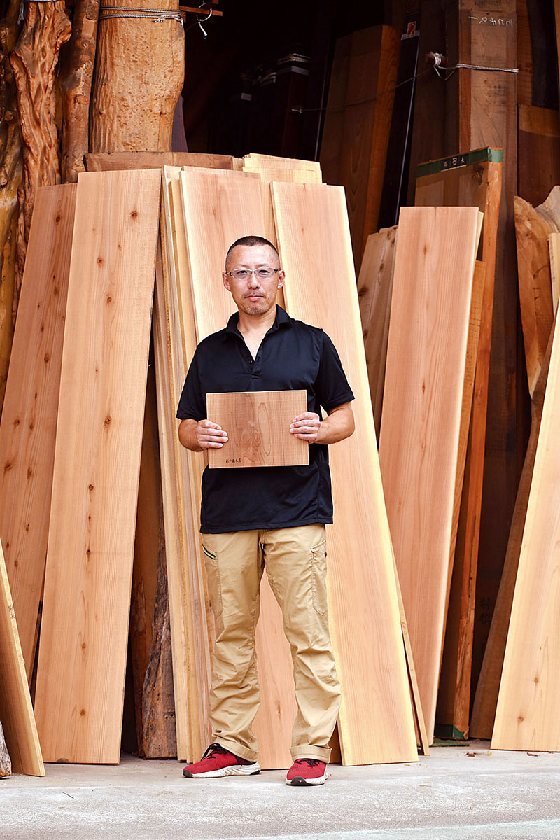 「（試割板の）急な大量受注も取りこぼさない体制を取っている」と話す塩野谷功一社長