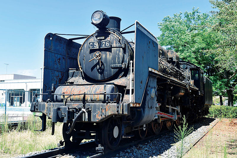 蒸気機関車 黒と赤 約1メートル 1938年生まれの「貴婦人」お色直しへ…72年から行田で展示のSL 9