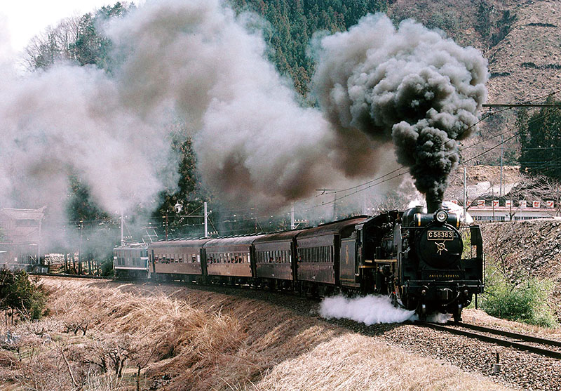 旧型客車運行イメージ（SLパレオエクスプレス運行開始当時）＝秩父鉄道提供