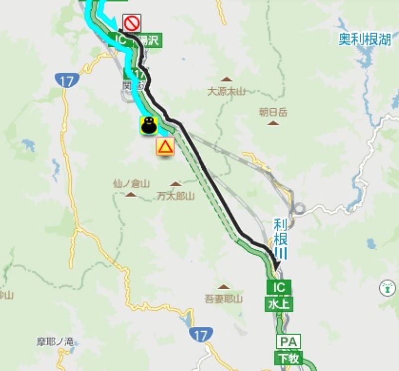 通行止めの区間（黒いライン）。青色のラインは雪タイヤ規制＝NEXCO東日本発表資料から