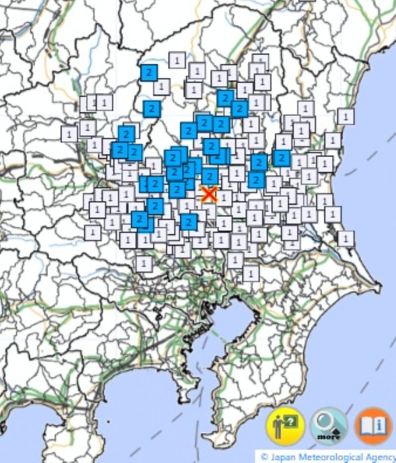 震度分布図（12日午前5時41分、気象庁）