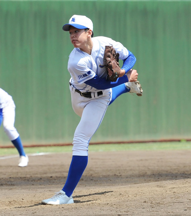 制球力抜群の変化球で打たせて取る川越東の右腕直井