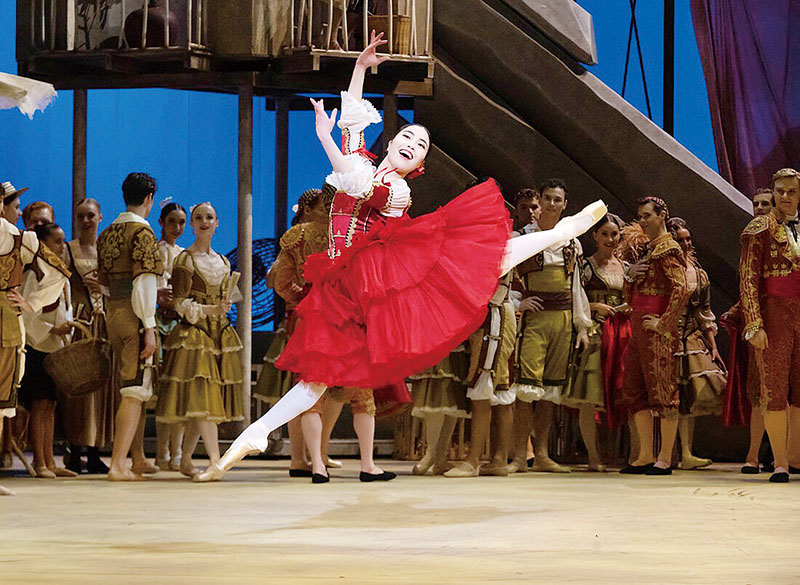 2023年の公演で「ドン・キホーテ」のキトリ役を務めた渡辺綾さん（オーストラリア・バレエ団提供）