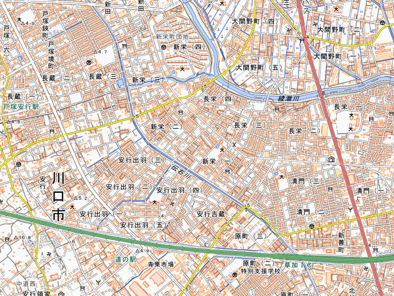 事件が起こった埼玉県草加市新栄1丁目（国土地理院HPより）
