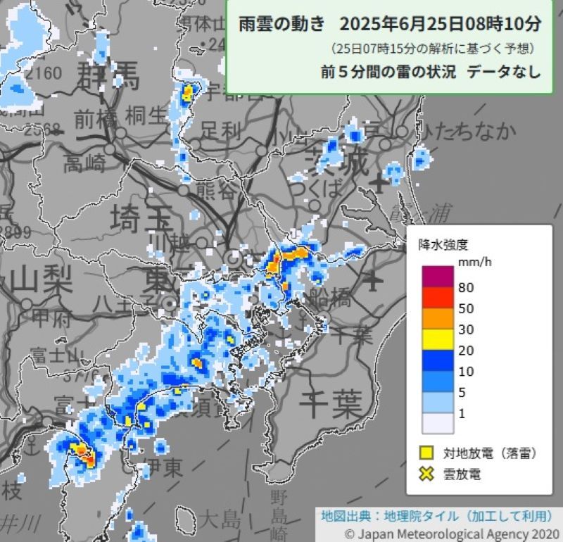 雨雲の動き（25日午前8時10分の予想、気象庁HPから）