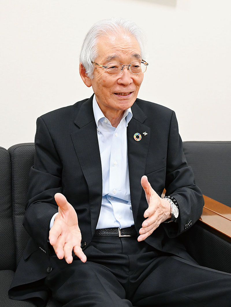 「ソニックシティのことをぜひ知ってほしい」と話す加藤喜久雄・県産業文化センター理事長