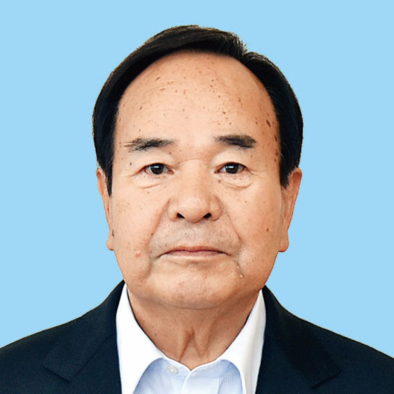 新井重治氏