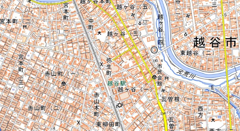 くらしデザインラボ（越谷市弥生町）の位置（図の中心付近）＝国土地理院HPから