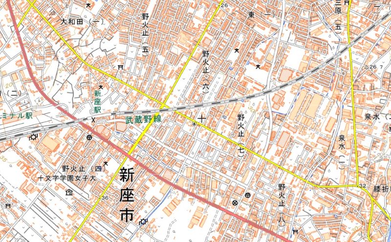 生鮮市場TOP新店舗の予定位置（地図の中心付近）＝国土地理院HPから