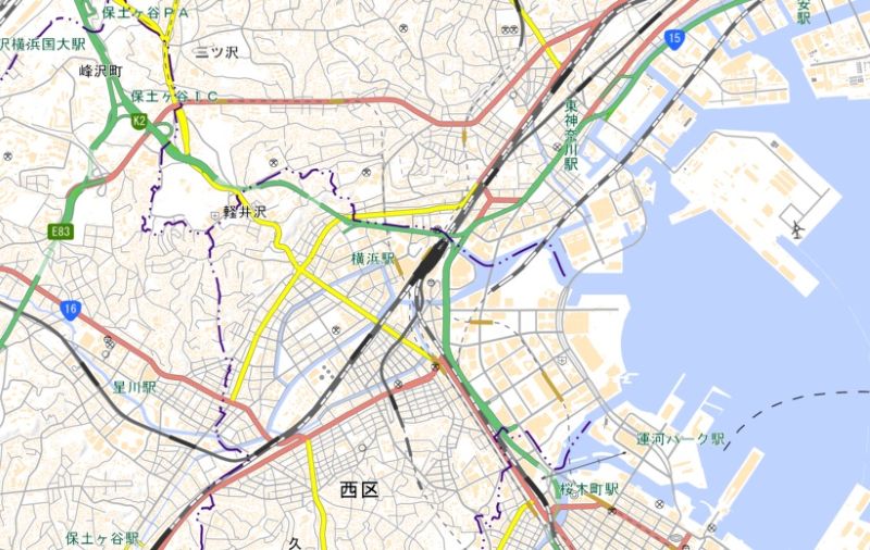 横浜駅の周辺図（国土地理院HPから）