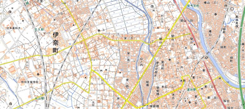 伊奈町栄5丁目の位置（地図の中央付近）＝国土地理院HPから