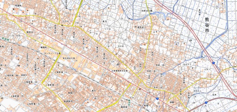 深谷市常盤町（地図左上）と熊谷市玉井（地図右下）＝国土地理院HPから