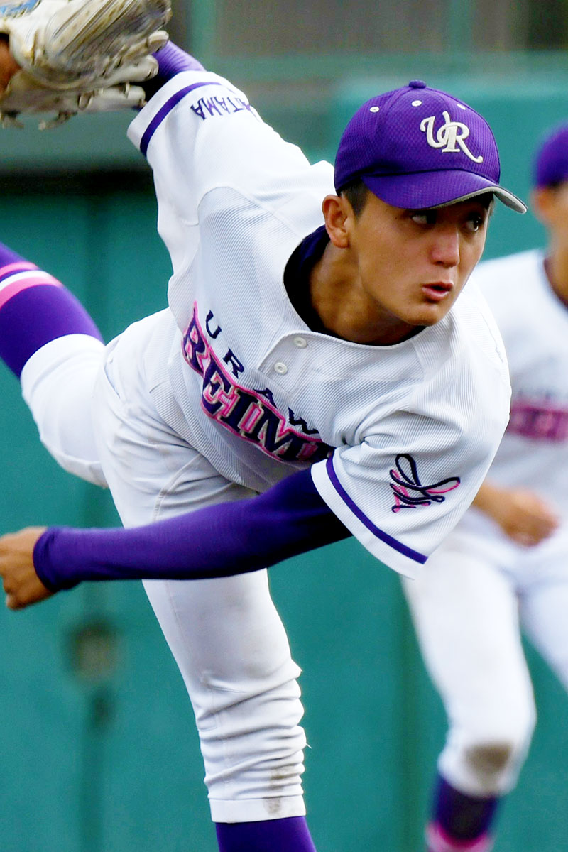 キレのある変化球を投げ分けて凡打の山を築く浦和麗明の左腕釼持