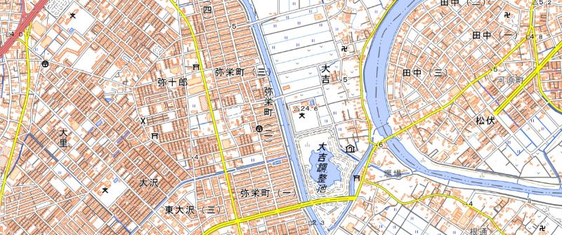 越谷市弥栄町2丁目と松伏町田中3丁目の位置＝国土地理院HPから