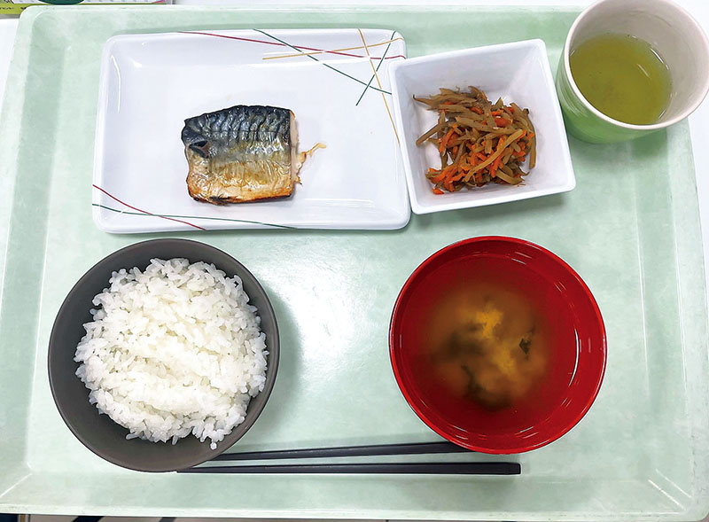 提供された100円朝食