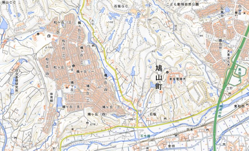 鳩山町鳩ケ丘1丁目と5丁目の位置（地図の中央左）＝国土地理院HPから
