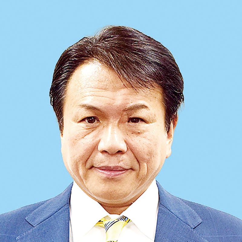 岩谷一弘氏