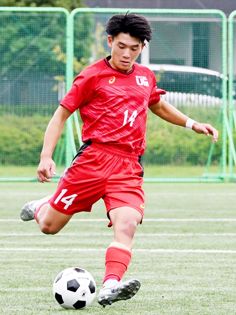 鋭いドリブルと高い決定力を併せ持つ浦和東のMF藤井