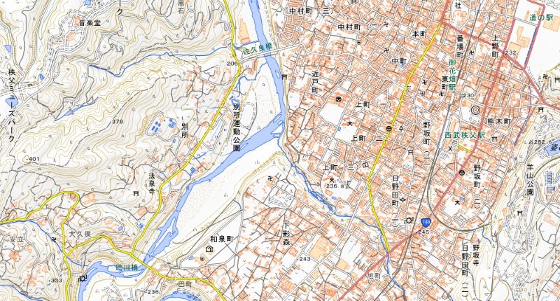 秩父市別所の位置（地図左側）＝国土地理院HPから