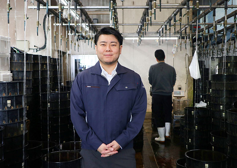 鯉平の清水亮佑社長