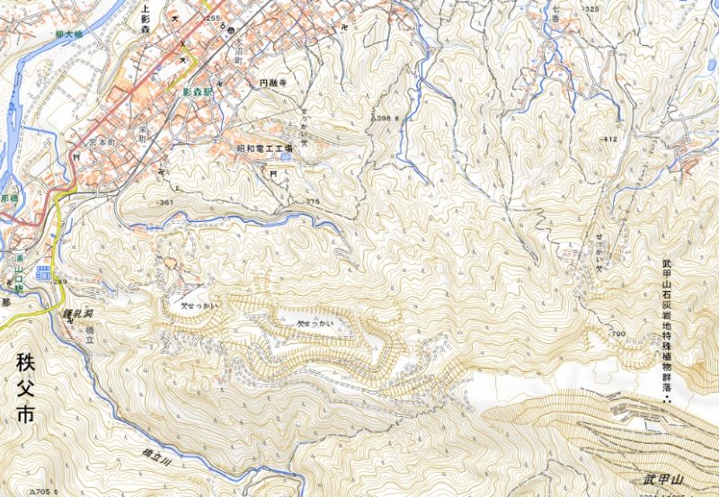 秩父市上影森（図の左上）＝国土地理院HPから