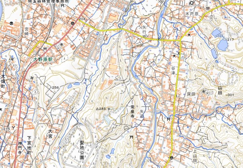 秩父市山田の位置（地図右側）＝国土地理院HPから