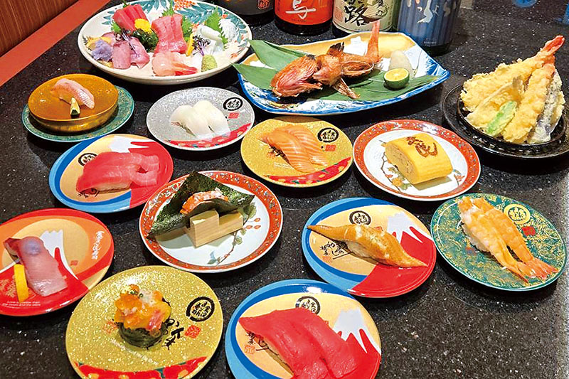 いろり焼きを含め、関東では目にすることが少ない魚も提供する同店