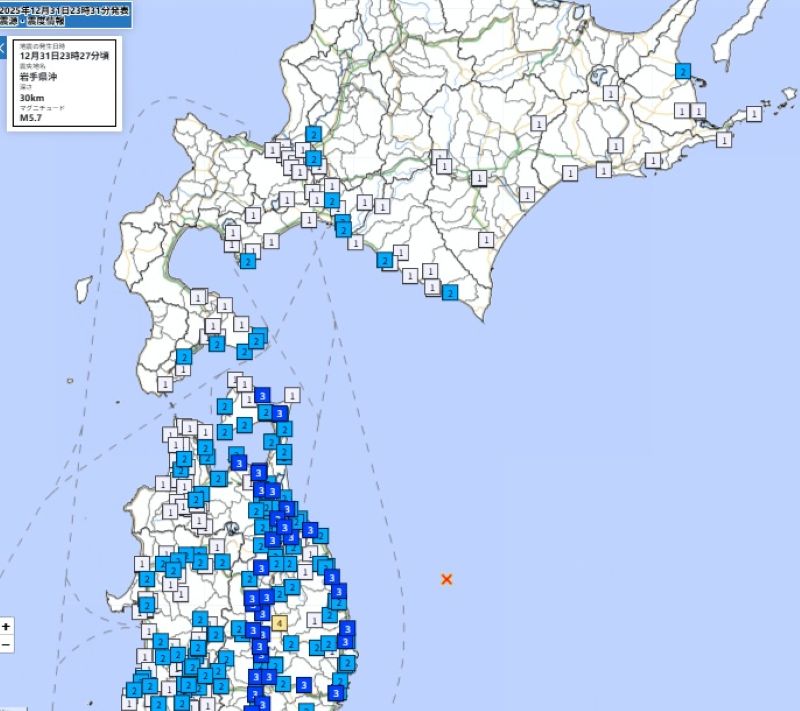 震源と北海道・東北の震度分布詳細（12月31日午後11時27分、気象庁HPから）