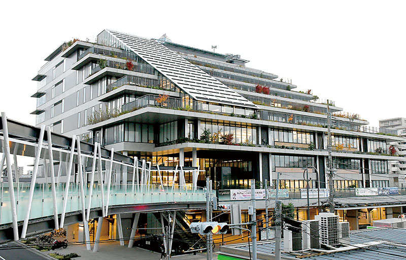 2020年完成の川口市役所第一本庁舎＝川口市青木