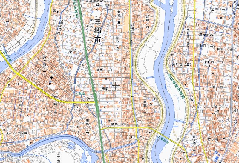 「武蔵野うどん小麦晴れ 三郷鷹野店」の位置（地図中央付近）＝国土地理院HPから