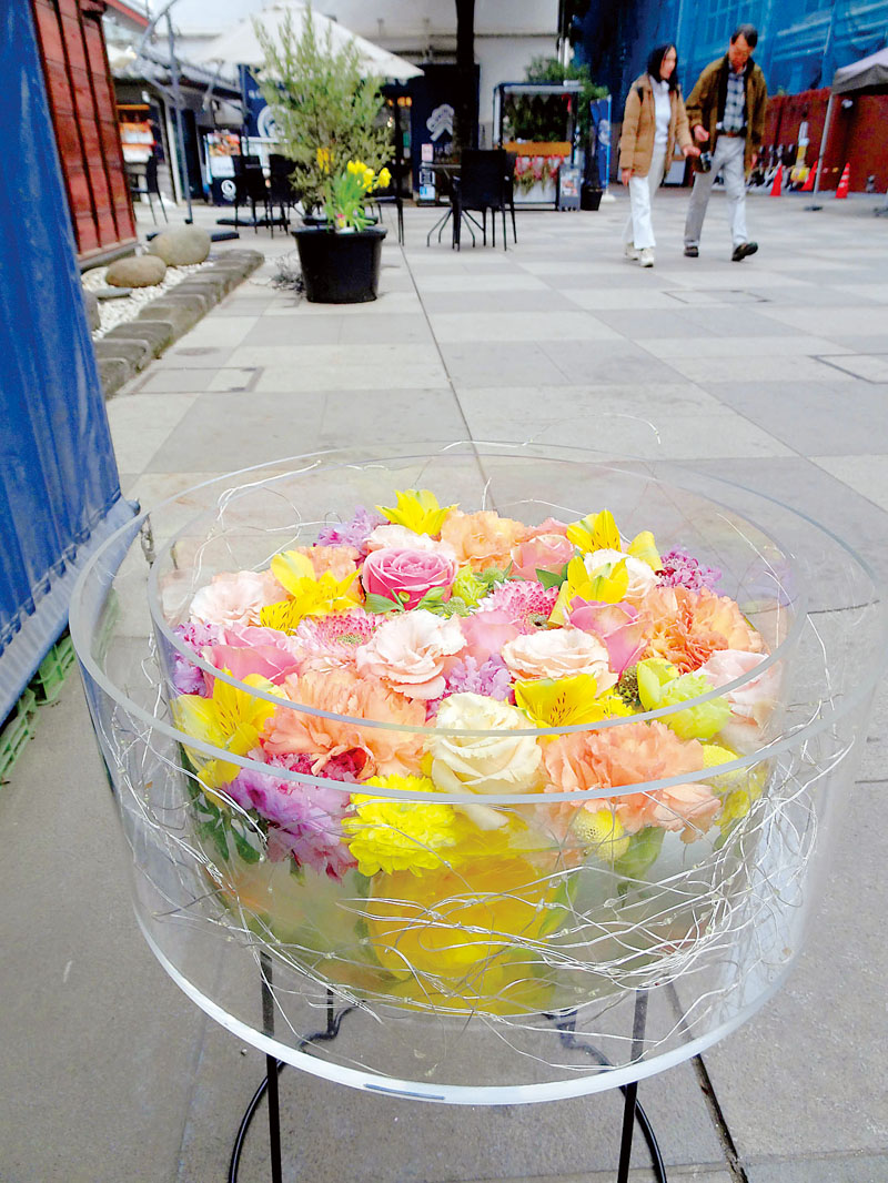 小江戸蔵里に置かれた花手水