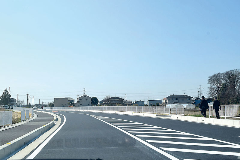 改良工事が完了し、開通した佐間・八甫線