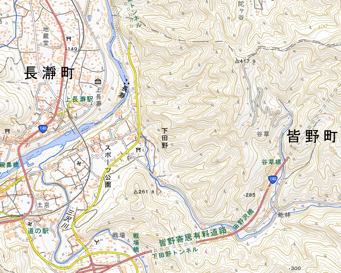 皆野寄居有料道路（皆野町下田野）付近の位置＝国土地理院HPから