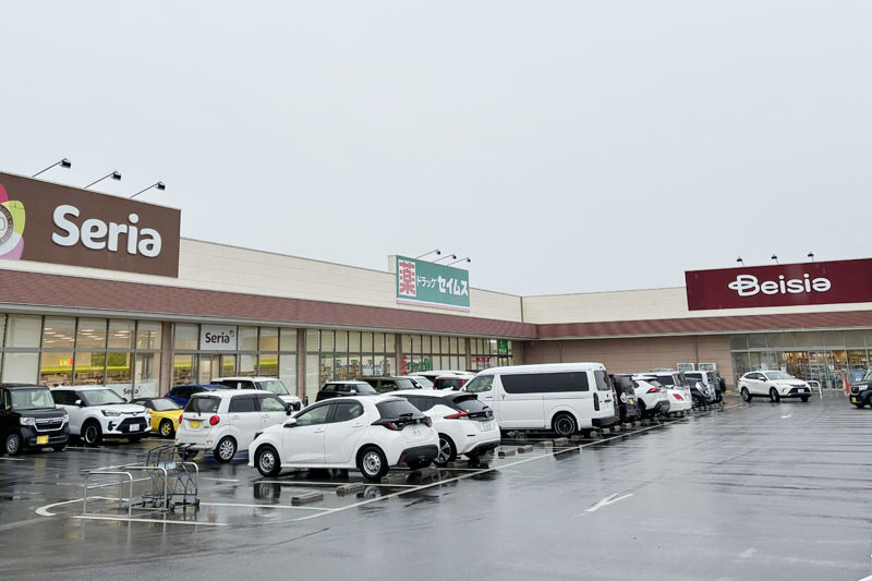 ベイシアふかや花園店＝深谷市荒川