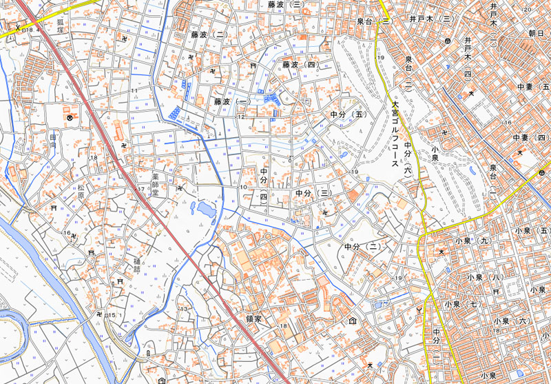 上尾市中分4丁目の周辺（国土地理院HPより）