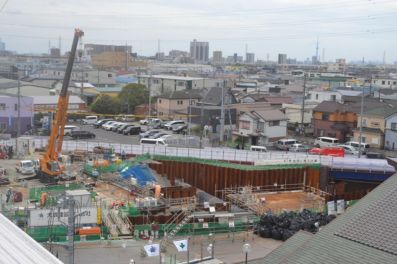 ４月15日八潮陥没事故一部復旧した県道