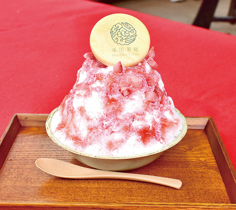 かき氷「氷川氷」いちご味
