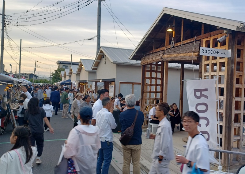 リノベから3年半。イベント「ロッコナイト」は大勢の人でにぎわっていた