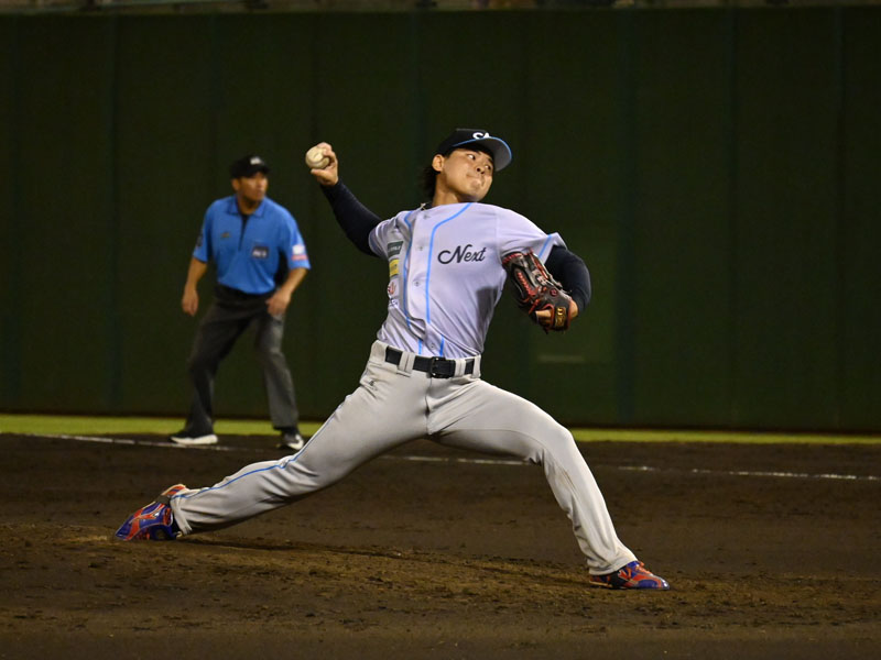 ８回裏を無失点に抑えた埼玉武蔵の平沢