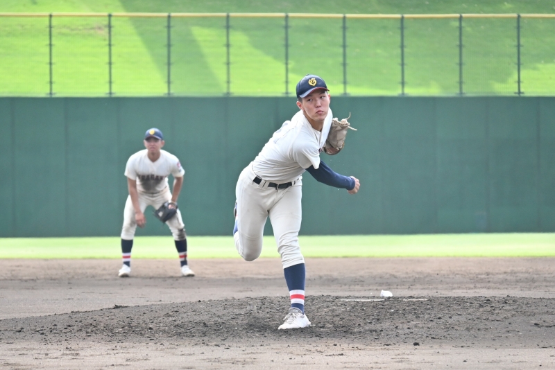〓回を〓失点に抑えた浦和学院の先発・西村