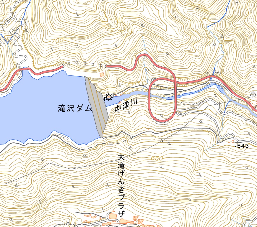 秩父市大滝のループ橋、滝沢ダム周辺（国土地理院のHP参照）