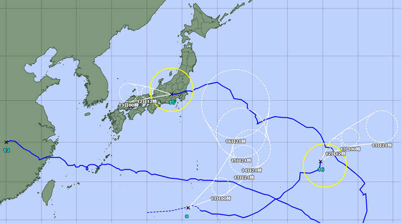 台風と熱帯低気圧aの位置＝12日午前1時発表、気象庁より