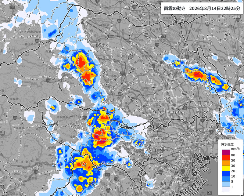 雨雲の位置＝14日午後10時25分、気象庁より