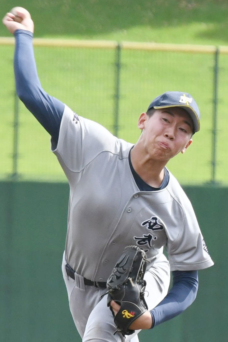 抜群の安定感があり、県大会決勝で自己最速の150キロを計測した西武台の戸田