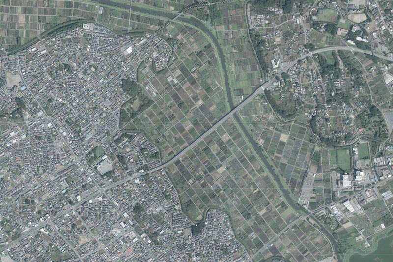 新見沼大橋周辺の航空写真（国土地理院HPより）