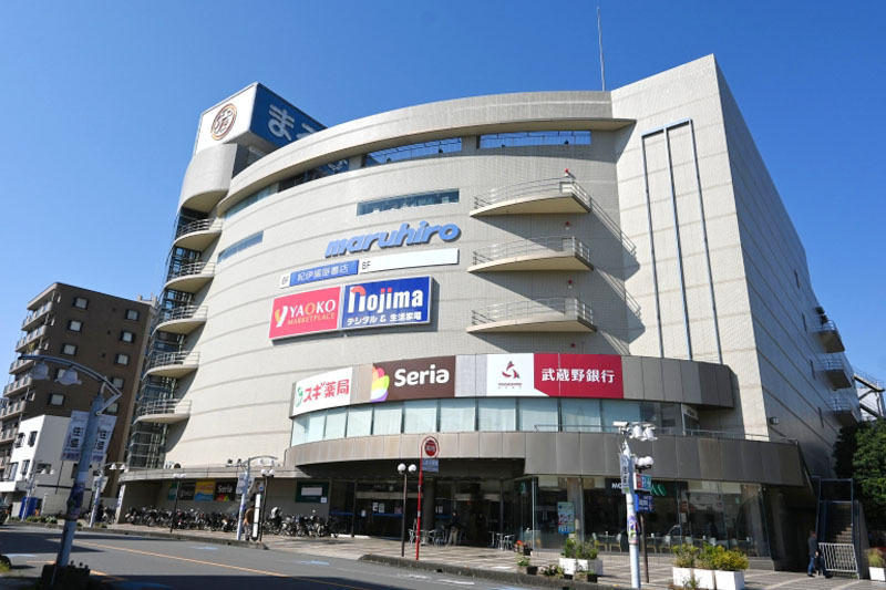 ヤオコーまるひろ入間SC店の外観