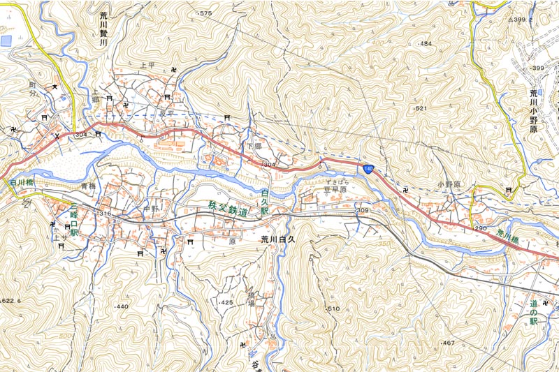 秩父市荒川贄川（下郷区平和橋）の周辺（国土地理院HPより）