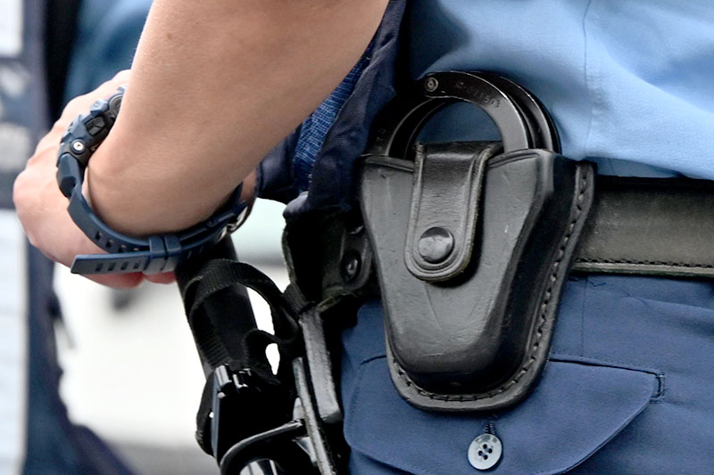【ちなみ】警官2＝事件事故イメージ