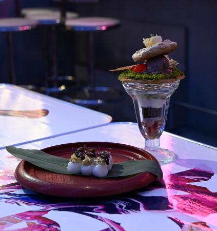 アンダーカバーundercoverシルクスクリーンキャンバス8号サイズ