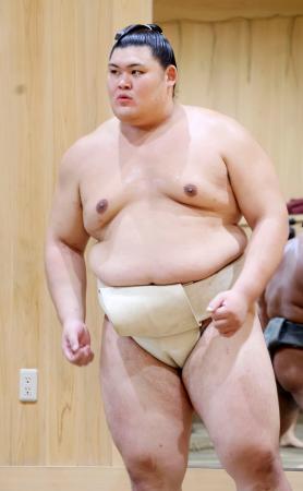 秋場所に向け、稽古する大の里＝茨城県阿見町の二所ノ関部屋